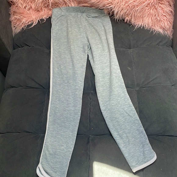 Old Navy leggings - Picture 2 of 2